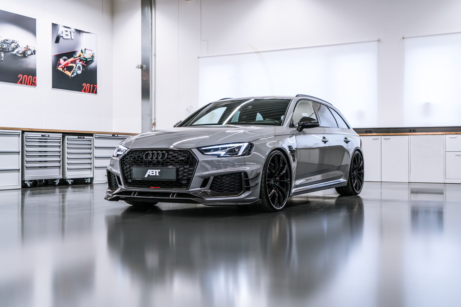 AUDI A4 audi-a4-b9-1-4-tfsi-s4-abt-tuning Used - the parking